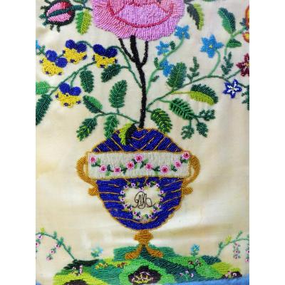 Large Pearl Table Said Sanded In A Flower Vase Charles X Louis Philippe Period