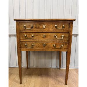 Small Chest Of Drawers Between Two