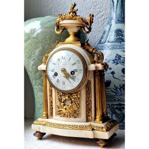 18th Century Louis XVI Period Clock In Marble And Gilded Bronze By Cronier In Paris 
