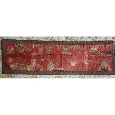 China Silk Embroidery Antiques Decors Antiques Cuffs Qing Dynasty