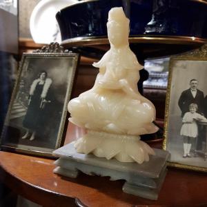 Guan Yin Lard Stone Or Soap Stone Qing Dynasty Buddha