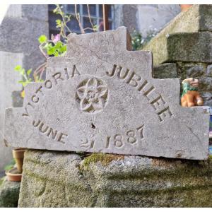 Carved Stone From Queen Victoria's Golden Jubilee 1887 Engraved Celtic Cross And Miscellaneous