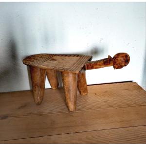 Beautiful Zoomorphic Stool 4 Feet, Carved Wood, Senoufo, Burkina Faso Circa 1950-60