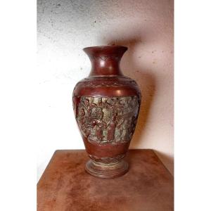 Pretty Small Terracotta Vase, Decorated With Figures & Pagodas, Chinese Circa 1900