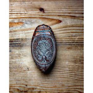 Beautiful Carved Corozo Nut Snuffbox, Cherub, Flowers, Fantastic Animal, 19th Century
