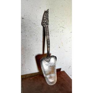 Beautiful Serving Shovel, Chiseled Silver, Minh Mol Hallmarks, Cambodia Late 19th Century 