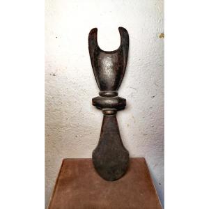 Beautiful Carved Wooden Whistle, Zoomorphic, Buffalo, Great Patina, Mossi Burkina Faso 20thc