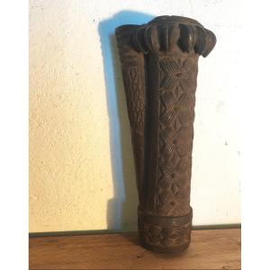 Important Terracotta Tobacco Pipe Bowl, Cameroon, Spider Decor, 20th Century 