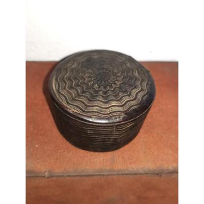 Beautiful Louis XV Snuffbox, Turned Wood, 18th Century Period
