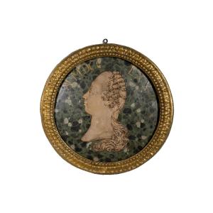 Large Medallion Of Marie Antoinette Dauphine