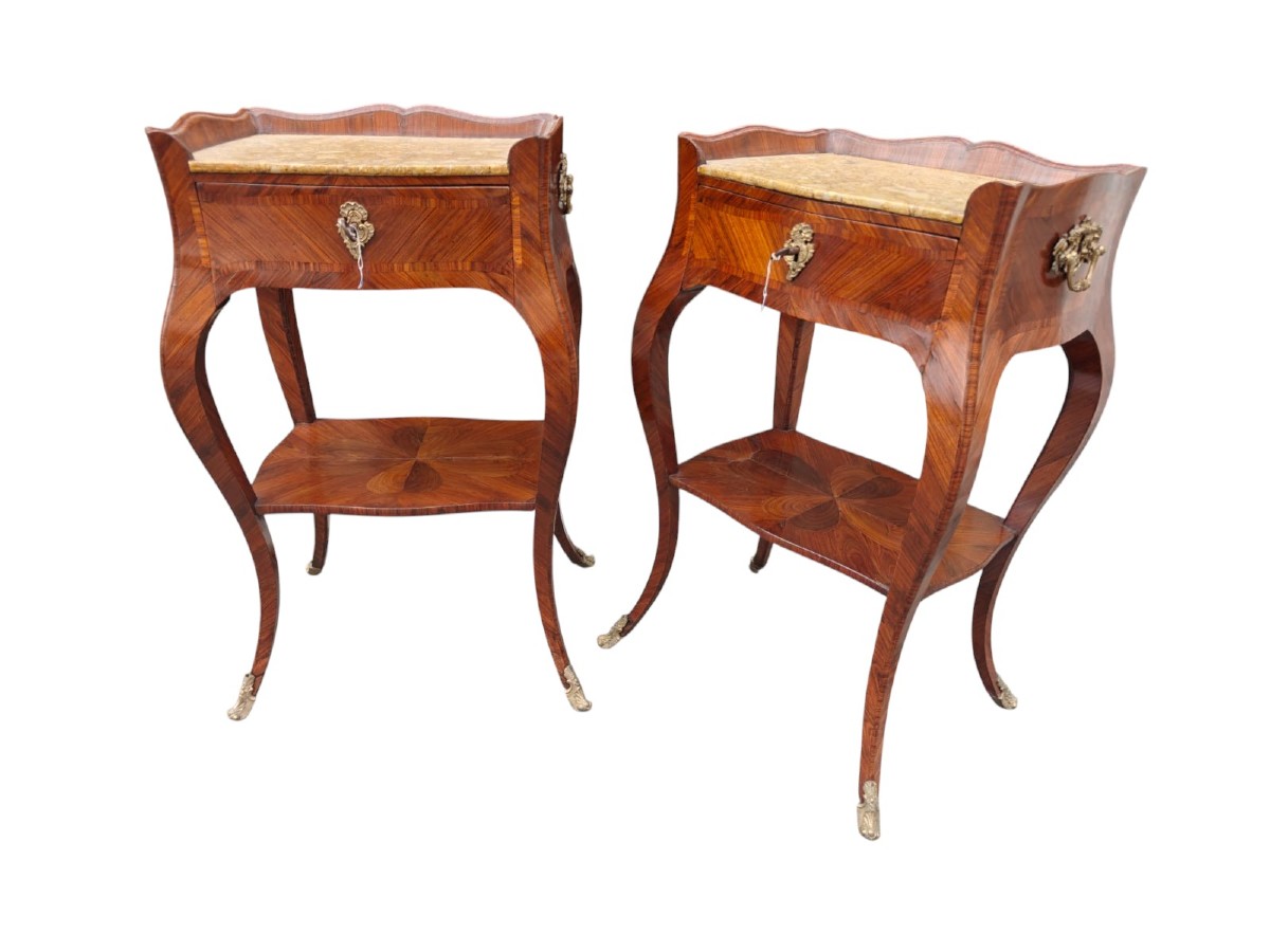 Coppia di tavolini da notte Luigi XV