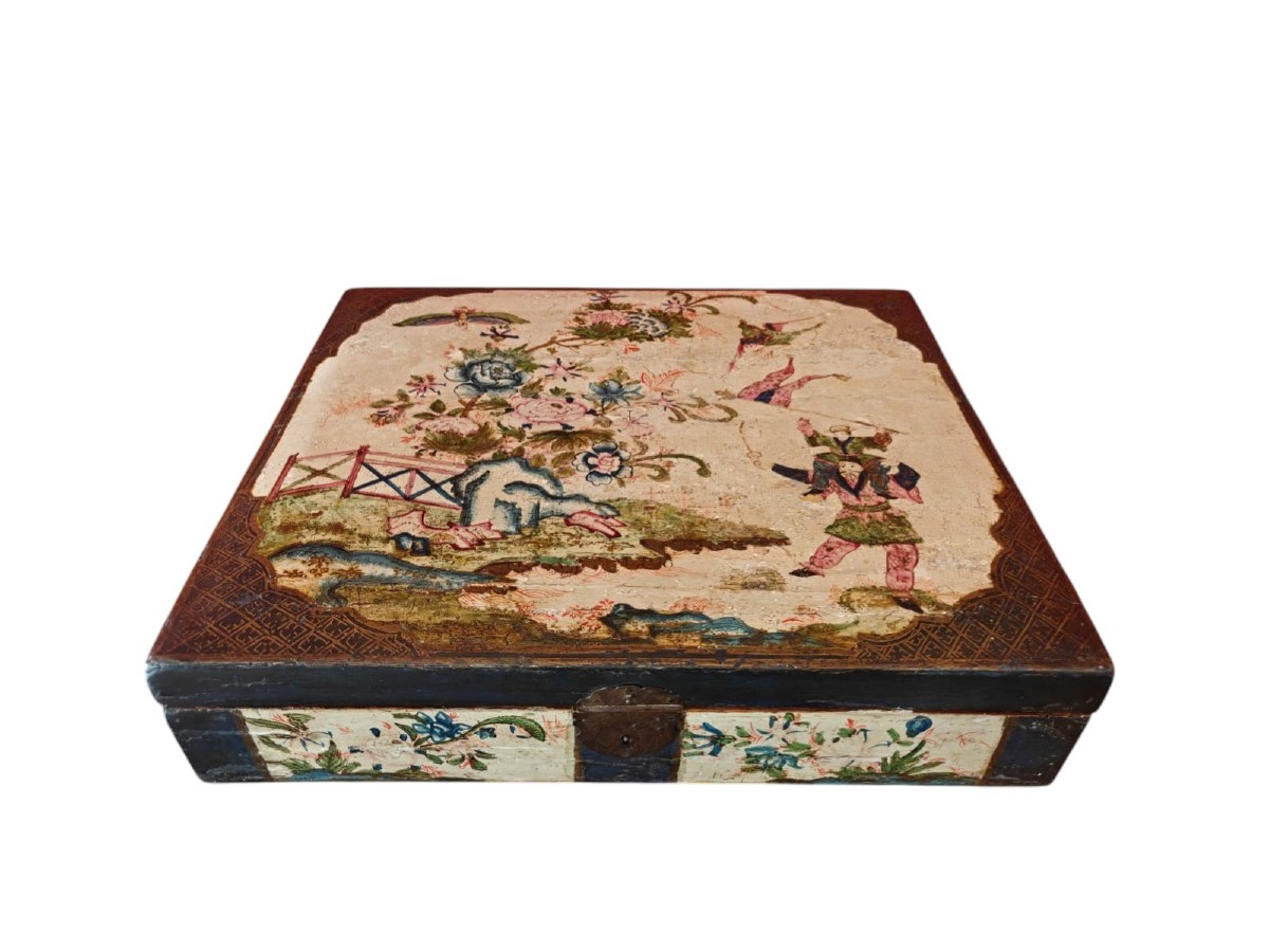 Cofanetto laccato del '700