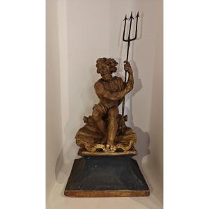 Nettuno in legno dorato