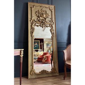 Trumeau From The Early 19th Century In Painted And Gilded Wood Decorated With Musical Instruments (2m H)