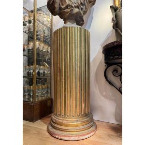 Large Fluted Column In Gilded Wood With A Marble Top, Circa 1900