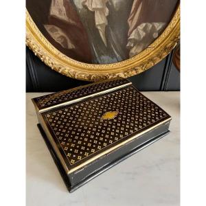 Napoleon III Period Writing Desk In Marquetry à La Reine - 19th Century