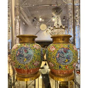 Pair Of 18th-century Chinese Porcelain Vases With A 19th-century Mount 