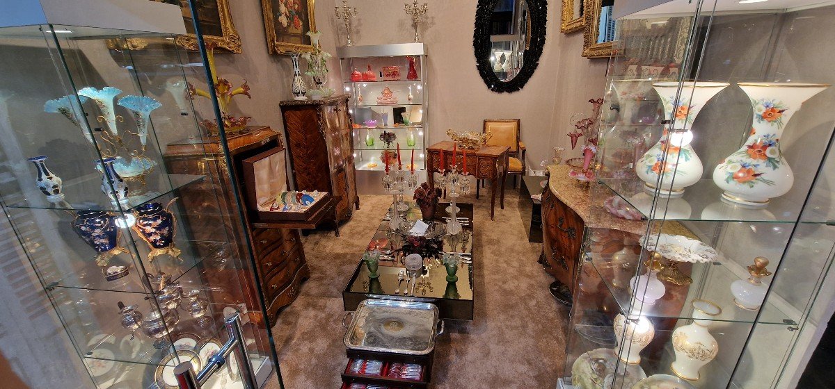 AB Antiques