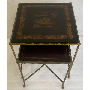 1950/70′ Set Of 2 Maison Charles Style Nesting Tables In Gilt Bronze With Chinese Lacquer Tops