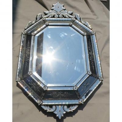 1880 ′ Octagonal Mirror With Pediment Napoleon Ill