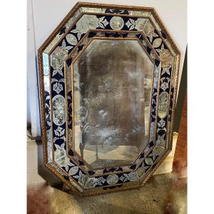 1970/80 Venice Octagonal Mirror Style Louis 14 Pareclose Golden Wood With Blue Glass Ornaments