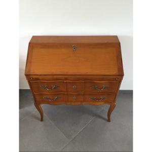 Office Donkey In Cherry