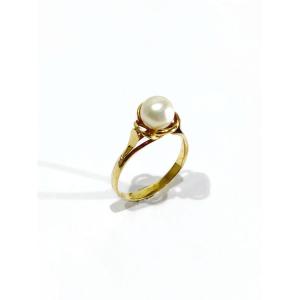 Gold And Pearl Ring 