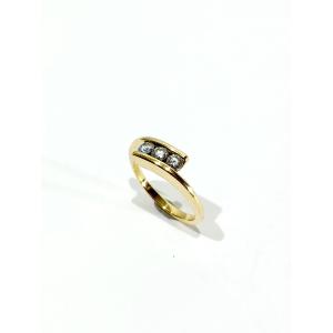 Gold And Diamond Wedding Ring 