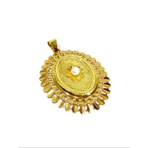 Gold And Pearl Pendant