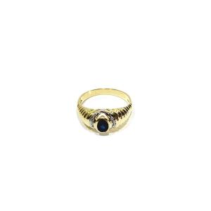 Yellow Gold Ring With Sapphire Diamonds