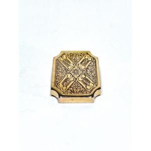 Engraved Rose Gold Pendant