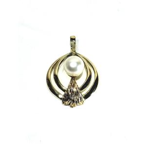 Gold And Pearl Pendant