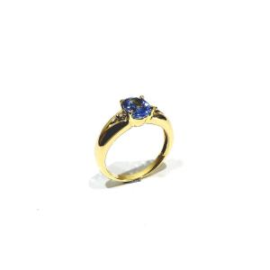 Yellow Gold Ring With Light Sapphire And Diamonds