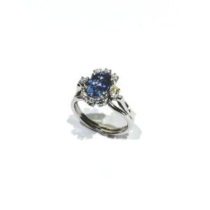 Ring In 18-carat White Gold, Sapphire And Diamonds