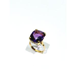 Ring In 18 Carat Rose Gold Amethyst