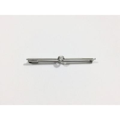 White Gold And Diamond Brooch