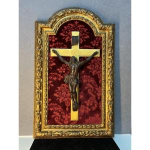 18th Century Christ In Carved Wood, Probably Boxwood, Gilded Wood Frame