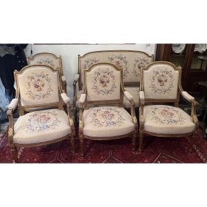 Louis XVI Style Living Room Set In Gilded And Carved Wood, With A Bench And Four Armchairs, 19th Century Tapestry