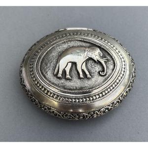 Antique Vietnamese Silver Snuff Box Elephant Vietnam  