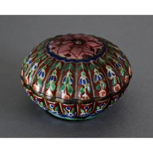 Antique Bencharong Thai Thailand Porcelain Seal Paste Box