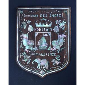 Antique Wood & Mother-of-pearl Plaque Vietnam Souvenir Of India Honi Soit Qui Mal Pense
