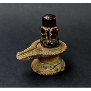 Ancient Nepalese Lingam Carved Stone Hindu God Shiva Linga Shaivism Nepal
