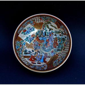 Antique Japanese Satsuma Pottery Bowl, Signed Shozan. Meiji Period.
