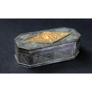 Antique Betel - Tobacco Box Sumatra Indonesia C19th Dutch Colonial