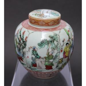 Meiji Japanese Porcelain Ginger Jar, Scenes From Hiroshige & Utamaro Woodblock Prints