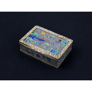 Antique 19th Century Chinese Silver Filigree And Enamel Snuff-box.