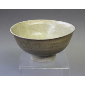 Antique Korean Joseon Katade-type Celadon Teabowl Chawan C16th–17th