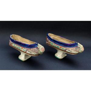Antique Chinese Manchu Flowerpot Ladies Shoes, Embroidered Silk, Qing Dynasty 19th C