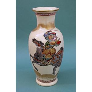 Antique Japanese Satsuma Vase, Samurai On Horseback, Kyoto, Meiji Period