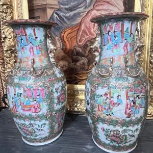 Pair Of Canton Porcelain Vases, China, 19th Century.
